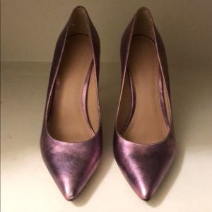 Pour La Victoire Celeste Pumps